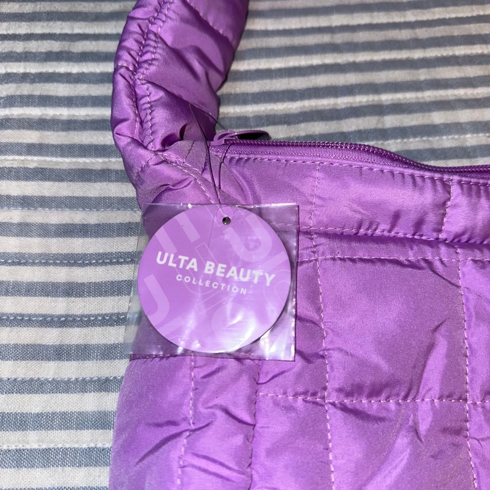 Ulta Beauty Collection Purple Quilted Puffer Hobo Shoulder Bag NWT - Picture 2 of 4
